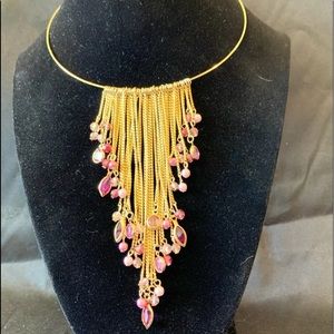 🔴 Unique pink beaded accent necklace